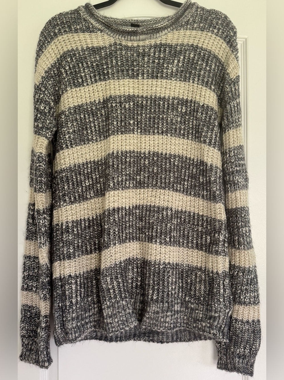 Forever 21 Chunky Knit Striped Sweater Cozy Oversized Cream Gray Medium